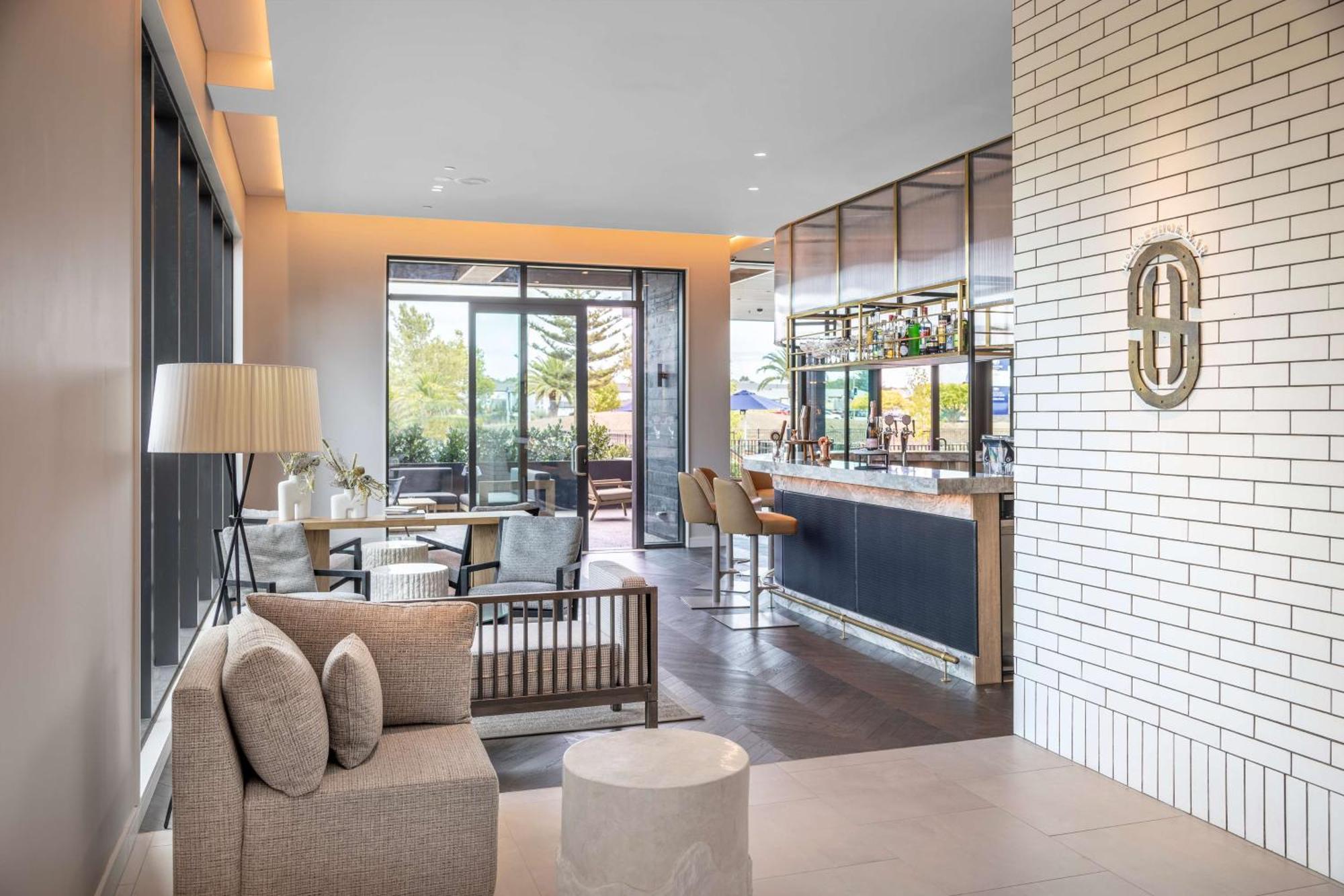 Hotel Doubletree By Hilton Auckland Karaka Exteriér fotografie